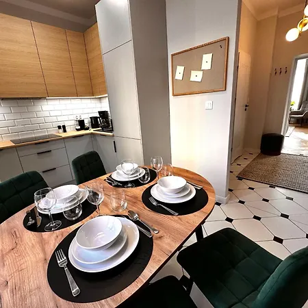 Stylowy Retro W Sercu Wroclawia Apartamento *